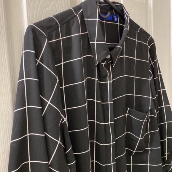 Apt. 9 (petite) PXXL black & white geometric/square button down dress bl… - Picture 7 of 13